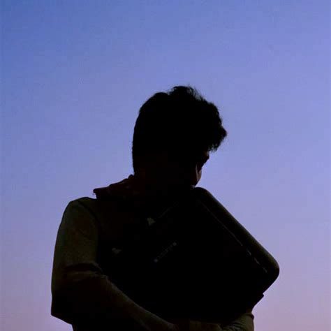Aniccam, a film by Alexandre Do and Lo Xu Ming Tong